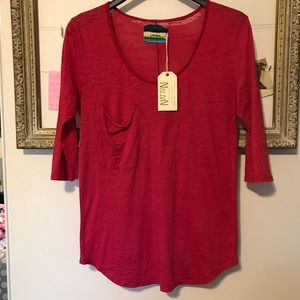 Nation Ltd elbow length shirt one size